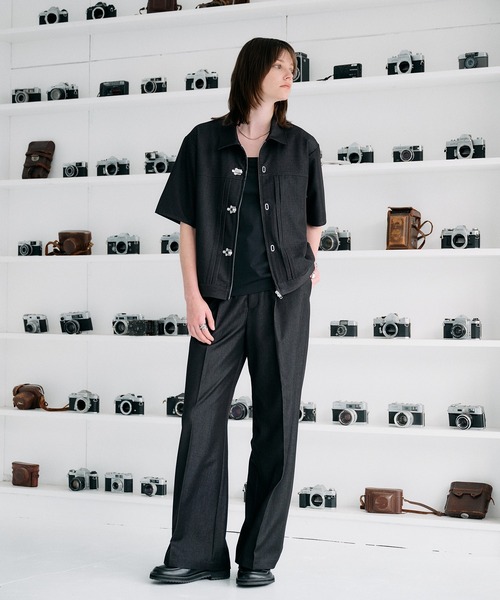 SELLE GLANT（セレグランテ）の「DENIM-LIKE TOGGLE BUCKLE SHIRT JACKET / デニムライクトグルバックルシャツジャケット（シャツ/ブラウス・メンズ・ブラック/ダークブラウン/ダークインディゴブルー・MEDIUM/LARGE/SMALL）」の20枚目の写真