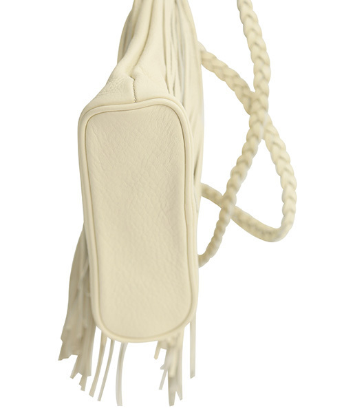 STYLE DELI（スタイルデリ）の「本革2WAYフリンジバッグ（ショルダーバッグ・レディース・ゴールド/シルバー/ブラック/アイボリー/ホワイト・FREE）」の14枚目の写真