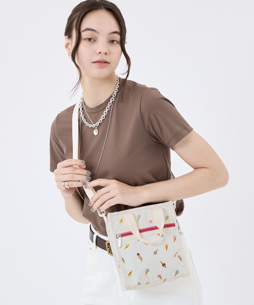LeSportsac(レスポートサック)の「MINI N/S TOTE スウィートフェスティバル(ショルダーバッグ・レディース・ホワイト・FREE)」の1枚目の写真