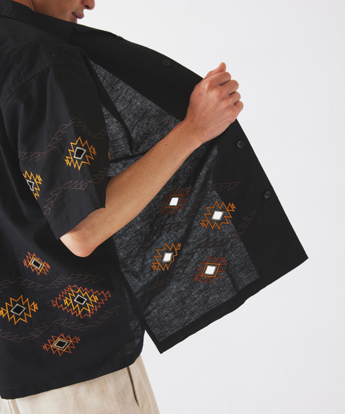PENDLETON（ペンドルトン）の「PENDLETON / ペンドルトン 別注 ”カットワーク” 刺繍 オープンカラーシャツ（シャツ/ブラウス・メンズ・ライトグレー/ブラック・MEDIUM/LARGE）」の16枚目の写真