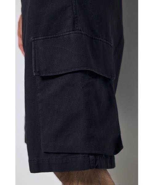 AZUL by moussy(アズールバイマウジー)の「バミューダショートパンツ(カーゴパンツ・メンズ・ブラック/ベージュ・SMALL/MEDIUM/LARGE)」の12枚目の写真