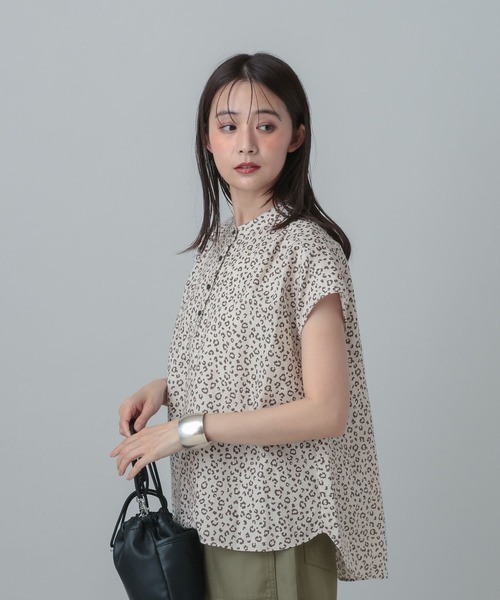 GLOBAL WORK（グローバルワーク）の「MATINEE LINE/ラミーフレンチSLシャツ/678456（シャツ/ブラウス・レディース・ブラック/レオパード/ベージュ・LARGE/MEDIUM）」の14枚目の写真