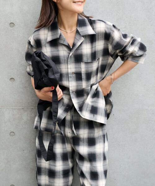 OUTDOOR PRODUCTS(アウトドアプロダクツ)の「PLAIDパターンオープンカラーシャツ(シャツ/ブラウス・レディース・カーキ/ブラック・FREE)」の3枚目の写真