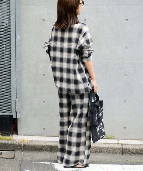 OUTDOOR PRODUCTS(アウトドアプロダクツ)の「PLAIDパターンオープンカラーシャツ(シャツ/ブラウス・レディース・カーキ/ブラック・FREE)」の12枚目の写真