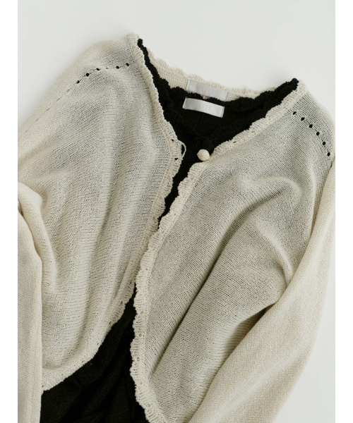 Yuje(ユジェ)の「SHEER KNOT CARDIGAN (3color)(カーディガン/ボレロ・レディース・ホワイト/ブラック/ベージュ・FREE)」の4枚目の写真