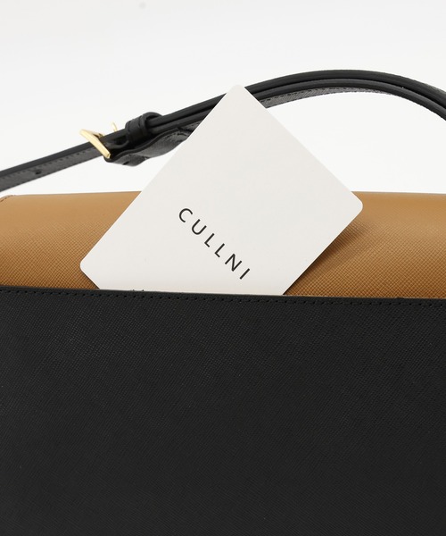CULLNI(クルニ)の「Leather Tuck Lock Mini Flap Bag(ショルダーバッグ・メンズ・グレー系/ブラック系/ホワイト系/ブラック・ONESIZE)」の18枚目の写真