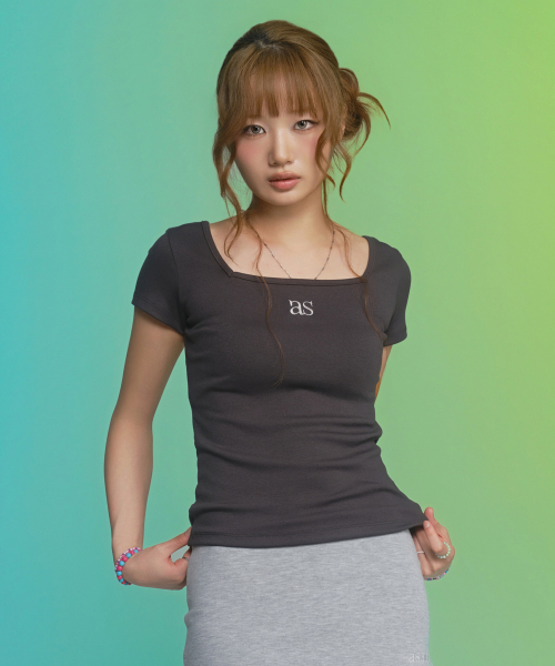 ASON(アズオン)の「SQUARE LINE TEE / CHARCOAL(Tシャツ/カットソー・レディース・その他・FREE)」の1枚目の写真
