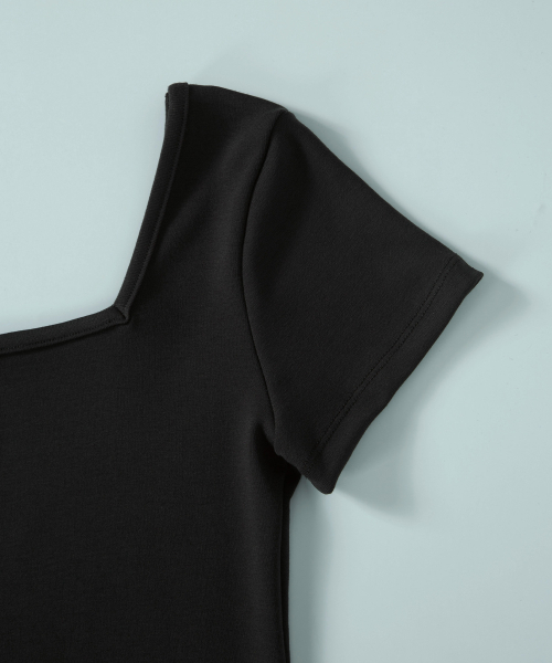 ASON(アズオン)の「SQUARE LINE TEE / CHARCOAL(Tシャツ/カットソー・レディース・その他・FREE)」の5枚目の写真