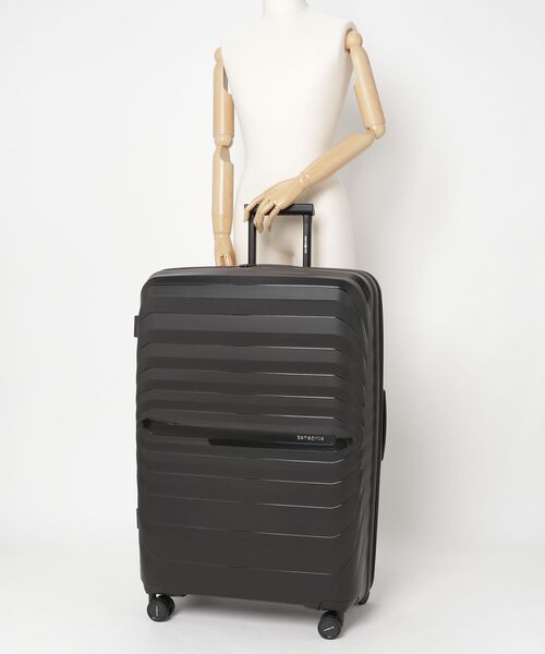 Samsonite（サムソナイト）の「サムソナイト OCTOLITE NEO スピナー81/30 エキスパンダブル ブラック（スーツケース/キャリーバッグ・メンズ・ブラック・LL）」の2枚目の写真