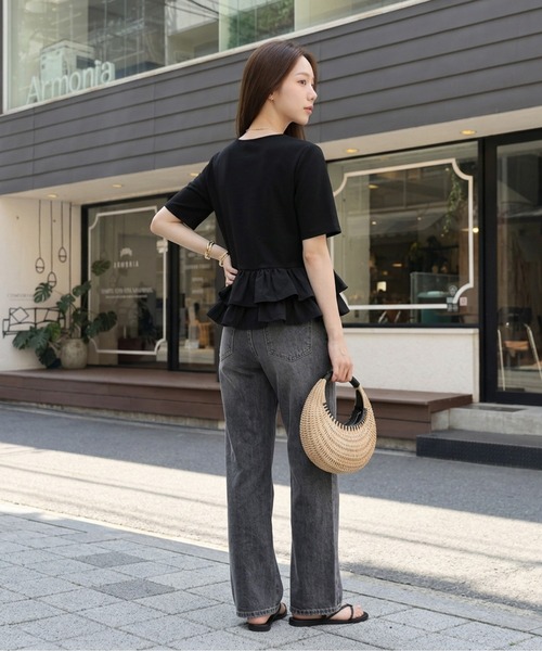 La-gemme(ラジェム)の「ラッフルペプラム プルオーバー(Tシャツ/カットソー・レディース・ブラック/ホワイト/ベージュ・フリー)」の9枚目の写真