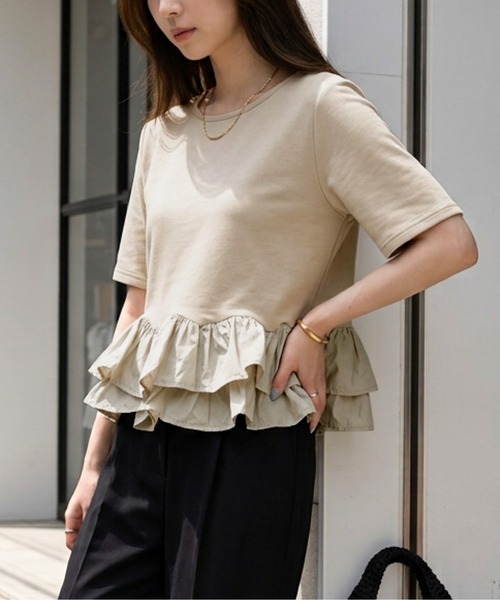 La-gemme(ラジェム)の「ラッフルペプラム プルオーバー(Tシャツ/カットソー・レディース・ブラック/ホワイト/ベージュ・フリー)」の16枚目の写真