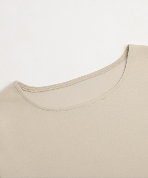 La-gemme(ラジェム)の「ラッフルペプラム プルオーバー(Tシャツ/カットソー・レディース・ブラック/ホワイト/ベージュ・フリー)」の17枚目の写真