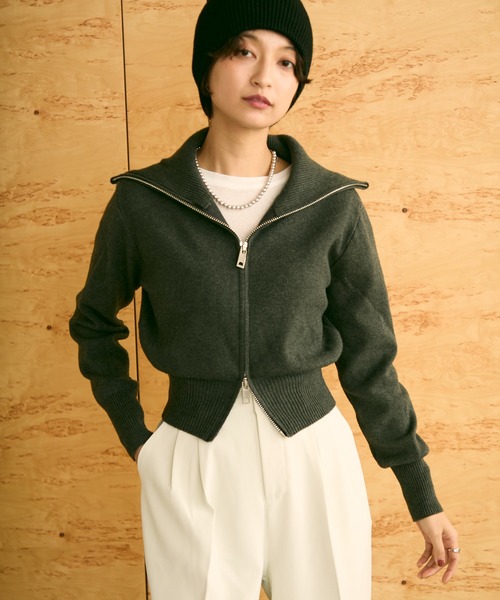 uchi.(ウチ)の「ダブルジップショートニットカーディガン(ニット/セーター・レディース・アイボリー/ブラウン/グレー・FREE)」の2枚目の写真