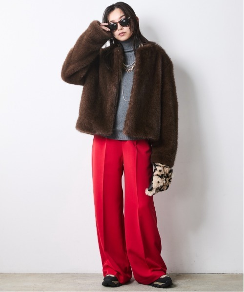 CHIC STYLE(シックスタイル)の「ノーカラーファージャケット<大きいサイズ有>シックスタイル(ノーカラージャケット・レディース・ブラウン系/グレー系・LL/5L/4L/3L/L/M)」の11枚目の写真