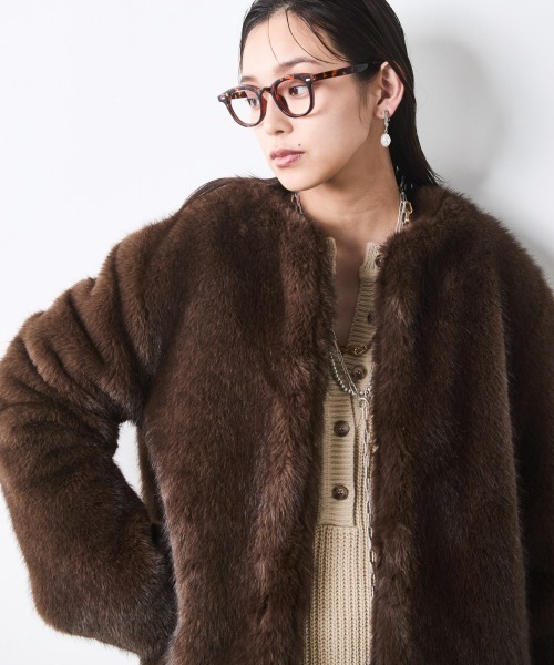 CHIC STYLE(シックスタイル)の「ノーカラーファージャケット<大きいサイズ有>シックスタイル(ノーカラージャケット・レディース・ブラウン系/グレー系・LL/5L/4L/3L/L/M)」の21枚目の写真