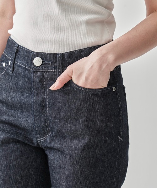YANUK（ヤヌーク）の「【YANUK/ヤヌーク】ANNETTE(Slim Straight) OWI（デニムパンツ・レディース・ダークインディゴブルー・23.0cm/24.0cm/25.0cm/26.0cm）」の5枚目の写真