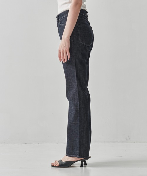 YANUK（ヤヌーク）の「【YANUK/ヤヌーク】ANNETTE(Slim Straight) OWI（デニムパンツ・レディース・ダークインディゴブルー・23.0cm/24.0cm/25.0cm/26.0cm）」の2枚目の写真