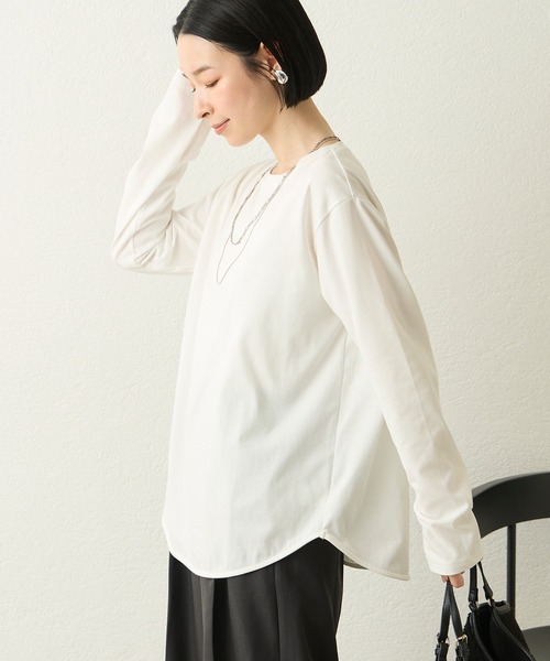 Aunely（オーネリー）の「【Aunely】シルケット大人のラウンドクルーネックプルオーバー＜YOSOOIシリーズ＞（Tシャツ/カットソー・レディース・グレイッシュベージュ/イエロー系/オフホワイト/ダークグレー/ブラック・M/L）」の10枚目の写真