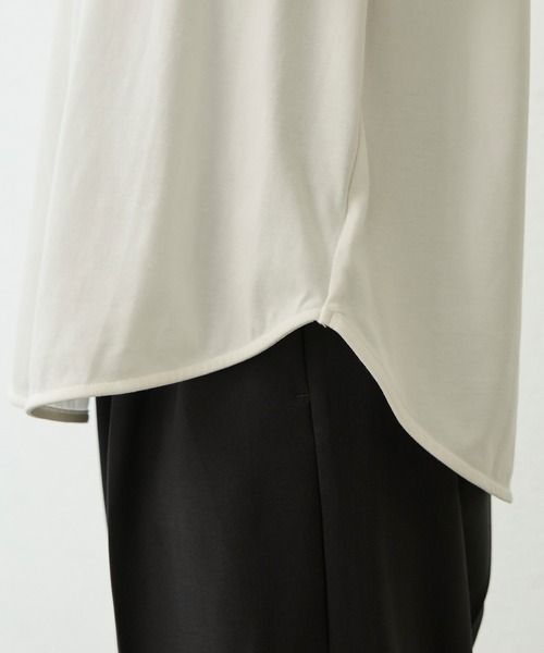 Aunely（オーネリー）の「【Aunely】シルケット大人のラウンドクルーネックプルオーバー＜YOSOOIシリーズ＞（Tシャツ/カットソー・レディース・グレイッシュベージュ/イエロー系/オフホワイト/ダークグレー/ブラック・M/L）」の15枚目の写真