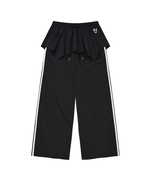 LMR(エルエムアール)の「レイヤードトラックナイロンスカートパンツBLACK(その他パンツ・レディース・ブラック・SMALL/MEDIUM)」の2枚目の写真