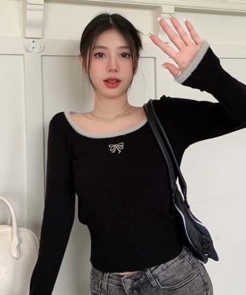 AVYL(アヴィル)の「ファーパイピング スクエアネックリボン刺繍ニット(ニット/セーター・レディース・ピンク/ホワイト/ブラック・M)」の14枚目の写真