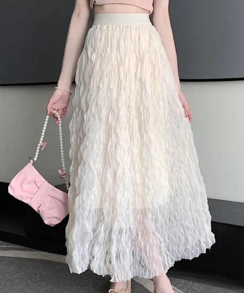 NoBelle(ノベル)の「ホイップチュール シアーフレアロングスカート(スカート・レディース・ブラック/ホワイト・LARGE/S/M/L)」の1枚目の写真
