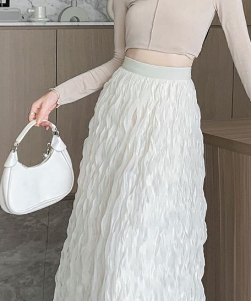 NoBelle(ノベル)の「ホイップチュール シアーフレアロングスカート(スカート・レディース・ブラック/ホワイト・LARGE/S/M/L)」の9枚目の写真