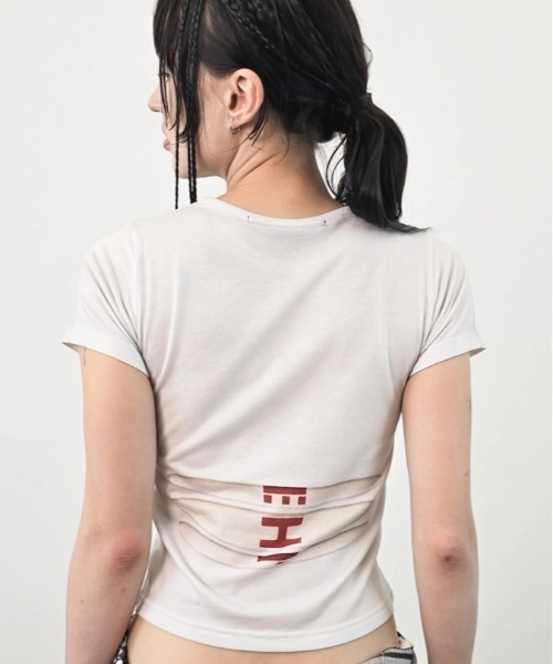 L.H.P(エルエイチピー)の「DOGMA EHKS/ドグマエークス/TROMPE-L'EIL SLASH C-Tee(Tシャツ/カットソー・レディース・ホワイト/ブラック・F)」の8枚目の写真