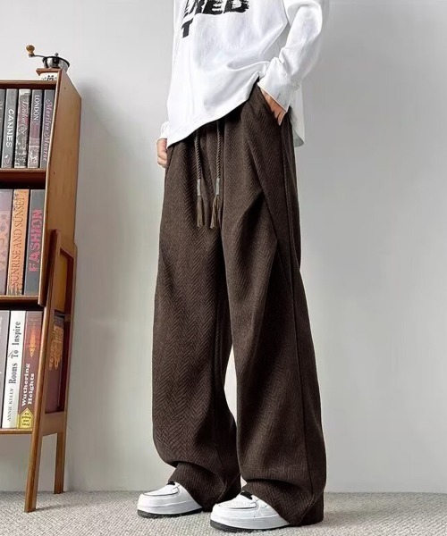 AsaAura(アサオーラ)の「ヘリンボーン柄イージーワイドパンツメンズ(その他パンツ・メンズ・ブラウン/チャコールグレー/ブラック・L/M)」の4枚目の写真