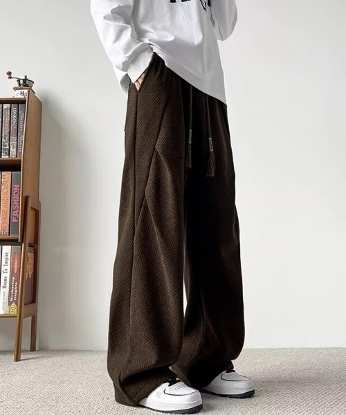 AsaAura(アサオーラ)の「ヘリンボーン柄イージーワイドパンツメンズ(その他パンツ・メンズ・ブラウン/チャコールグレー/ブラック・L/M)」の6枚目の写真