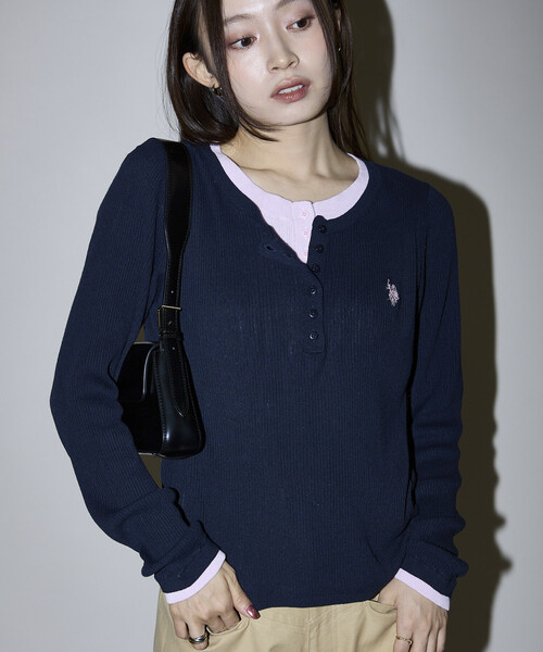 U.S. POLO ASSN.(ユーエスポロアッスン)の「U.S. POLO ASSN. × PUBLUX/ユーエスポロアッスン 別注 ダブル ヘンリーネック レイヤード ニット 限定展開(ニット/セーター・レディース・ブラウン/グレー/ネイビー・フリ-)」の7枚目の写真