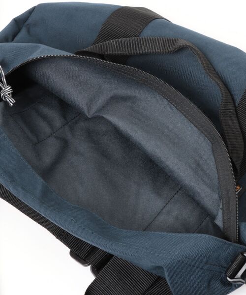 GEORGE'S(ジョージズ)の「【OUTDOOR PRODUCTS】ROLL BOSTON L(ショルダーバッグ・メンズ・ライトベージュ/ネイビー・LARGE)」の14枚目の写真