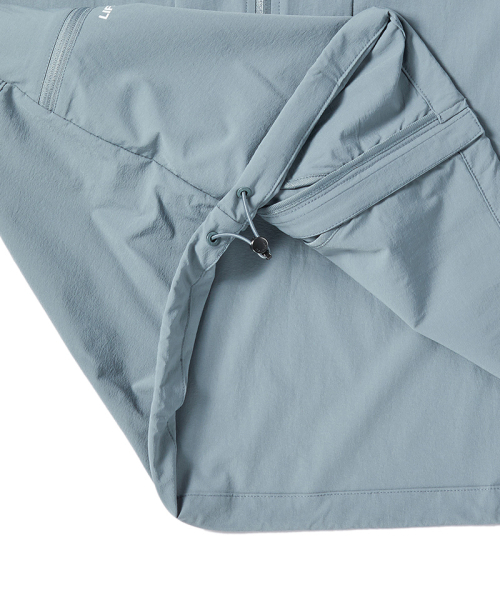 LIFE WORK(ライフワーク)の「ユーティリティパネルフードジャケット(パーカー・メンズ・ブラック/ブルー・LARGE/MEDIUM)」の3枚目の写真