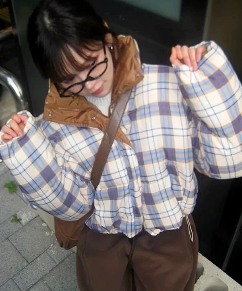 SHEENA(シーナ)の「チェック中綿ショートブルゾン(ブルゾン・レディース・アイボリー・M)」の15枚目の写真