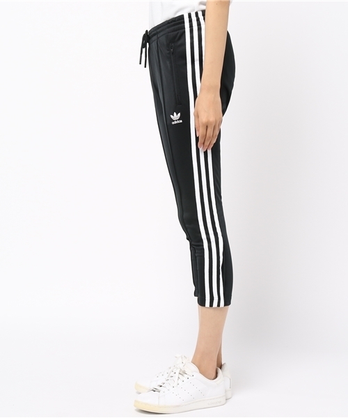 adidas(アディダス)の「【adicolor】 オリジナルス パンツ adidas(アディダス)の「【adicolor】 オリジナルス パンツ