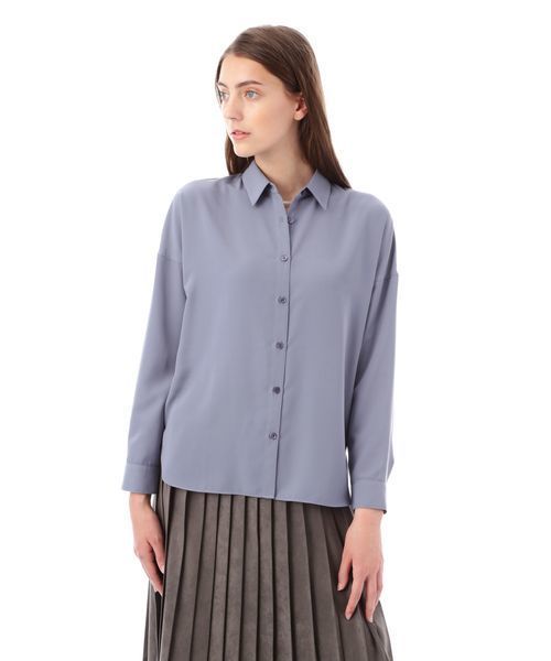 22 OCTOBRE（ヴァンドゥ－オクトーブル）の「【STORY11月号掲載】とろみシャツ（シャツ/ブラウス・レディース・カーキ/オフホワイト/ブルー・38）」の7枚目の写真