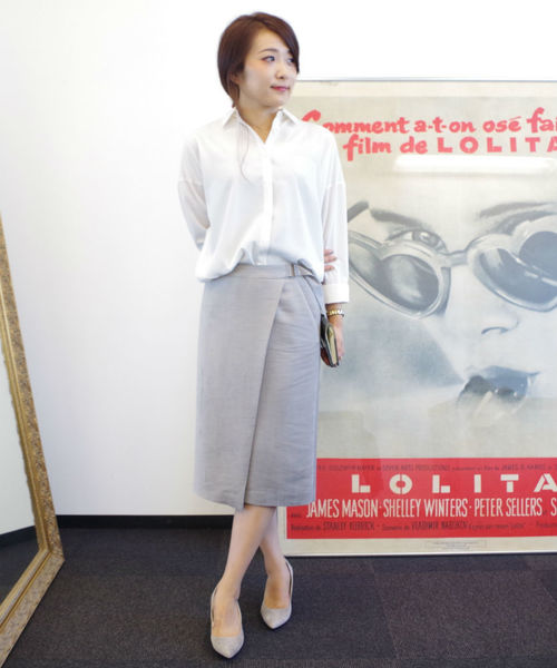 22 OCTOBRE（ヴァンドゥ－オクトーブル）の「【STORY11月号掲載】とろみシャツ（シャツ/ブラウス・レディース・カーキ/オフホワイト/ブルー・38）」の11枚目の写真