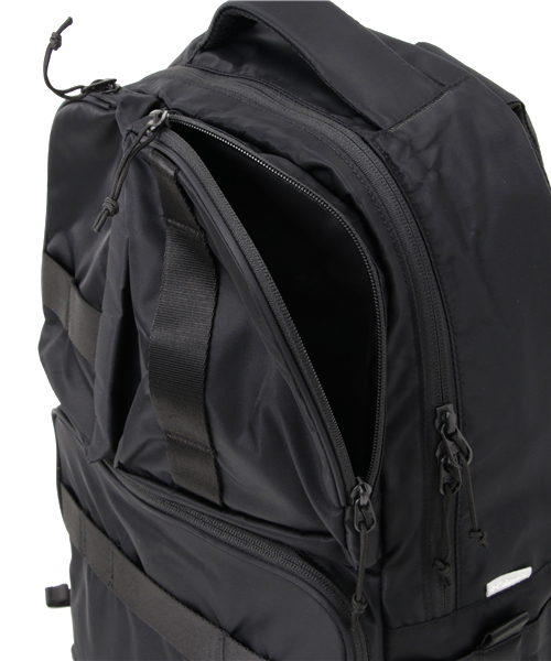 Columbia（コロンビア）の「サンドリバー18Lバックパック（バックパック/リュック・メンズ・ブラック・ONE SIZE）」の7枚目の写真