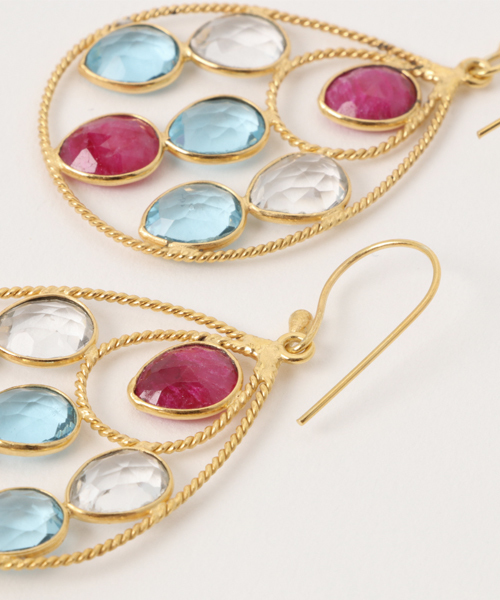 LUGG NAGG（ラグナグ）の「θしずく型ピアス（ピアス（両耳用）・レディース・ブルー/レッド/クリア/その他・FREE）」の5枚目の写真