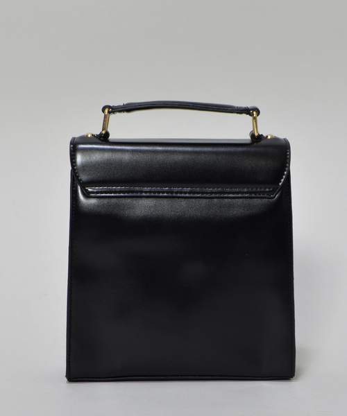 archives（アルシーヴ）の「ガラスPUスクエアショルダーバック（ショルダーバッグ・レディース・グリーン/キャメル/ブラック・MEDIUM）」の6枚目の写真