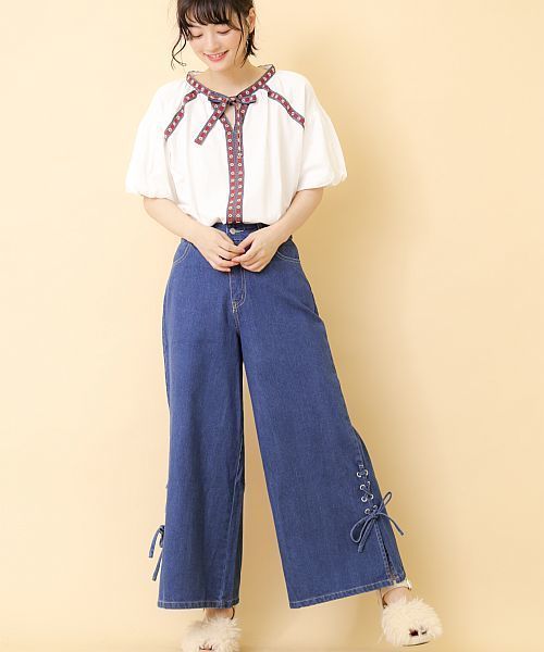 OLIVE des OLIVE(オリーブデオリーブ)の「★チロリアンテーププルオーバー(Tシャツ/カットソー・レディース・オフホワイト/イエロー/ブラック・FREE)」の6枚目の写真