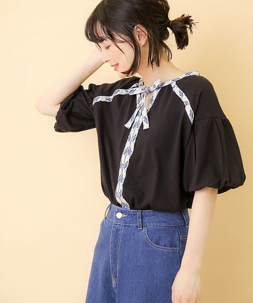 OLIVE des OLIVE(オリーブデオリーブ)の「★チロリアンテーププルオーバー(Tシャツ/カットソー・レディース・オフホワイト/イエロー/ブラック・FREE)」の5枚目の写真