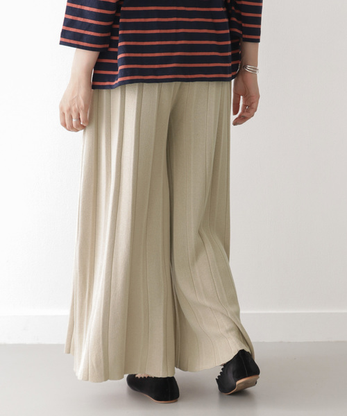 ITEMS URBANRESEARCH(アイテムズ アーバンリサーチ)の「プリーツニットパンツ(その他パンツ・レディース・ベージュ/グリーン/モカ・FREE)」の7枚目の写真