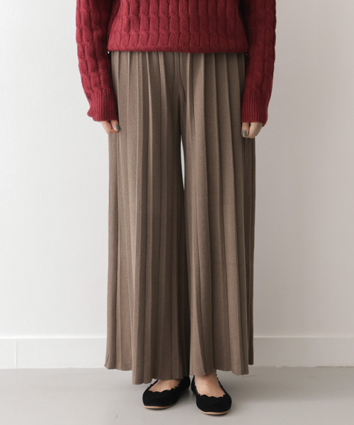 ITEMS URBANRESEARCH(アイテムズ アーバンリサーチ)の「プリーツニットパンツ(その他パンツ・レディース・ベージュ/グリーン/モカ・FREE)」の14枚目の写真