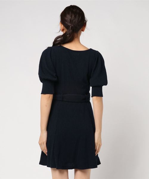 MIIA（ミーア）の「パフスリーブフレアワンピース（ワンピース・レディース・ライトグレー/ネイビー/ブラウン/ボルドー・FREE）」の5枚目の写真