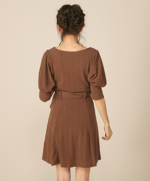 MIIA（ミーア）の「パフスリーブフレアワンピース（ワンピース・レディース・ライトグレー/ネイビー/ブラウン/ボルドー・FREE）」の12枚目の写真