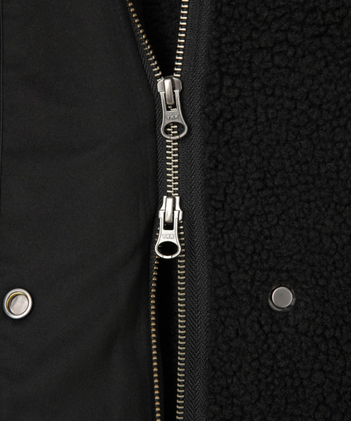 LOWRYS FARM（ローリーズファーム）の「ボアＺＩＰコート　807906（ブルゾン・レディース・ブラック/アイボリー・FREE）」の18枚目の写真