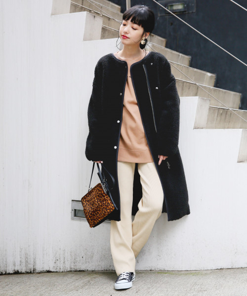 LOWRYS FARM（ローリーズファーム）の「ボアＺＩＰコート　807906（ブルゾン・レディース・ブラック/アイボリー・FREE）」の6枚目の写真