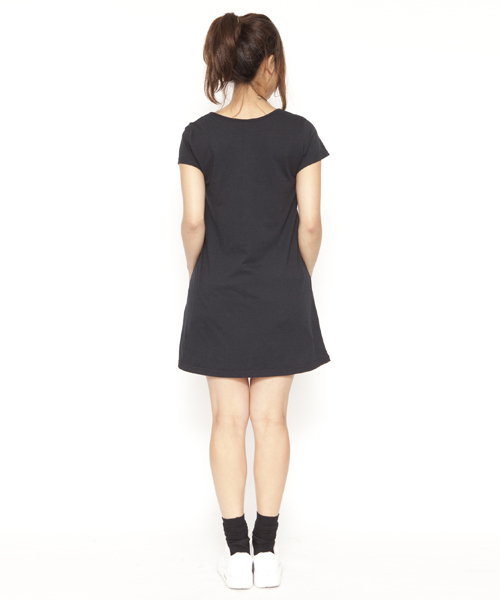 X-girl（エックスガール）の「MILLS LOGO PATCHED S/S TEE DRESS（ワンピース・レディース・ホワイト/ブラック/オレンジ/ネイビー/ライトブルー・2/1）」の12枚目の写真