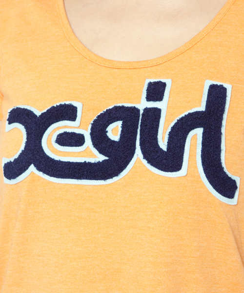 X-girl（エックスガール）の「MILLS LOGO PATCHED S/S TEE DRESS（ワンピース・レディース・ホワイト/ブラック/オレンジ/ネイビー/ライトブルー・2/1）」の7枚目の写真